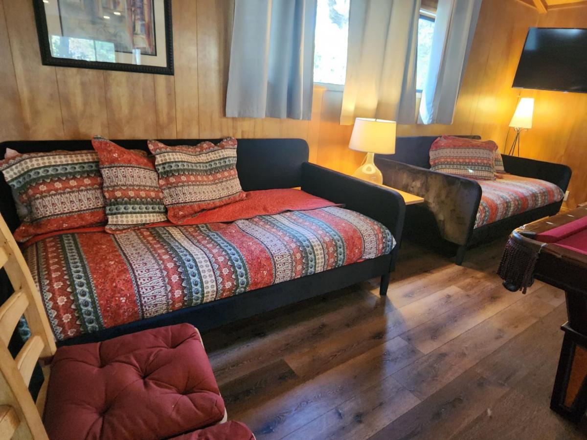Silver Pines Lodge 아이딜와일드 외부 사진